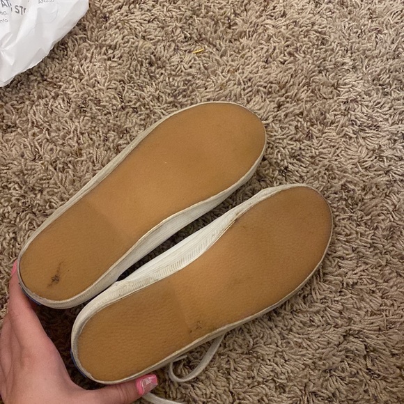 white keds shoes! - Picture 3 of 3